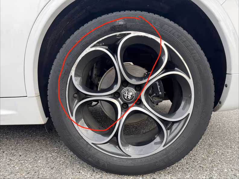 Alfa Romeo Stelvio - 55