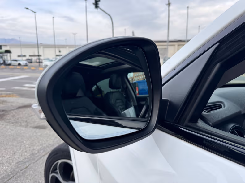 Alfa Romeo Stelvio - 39