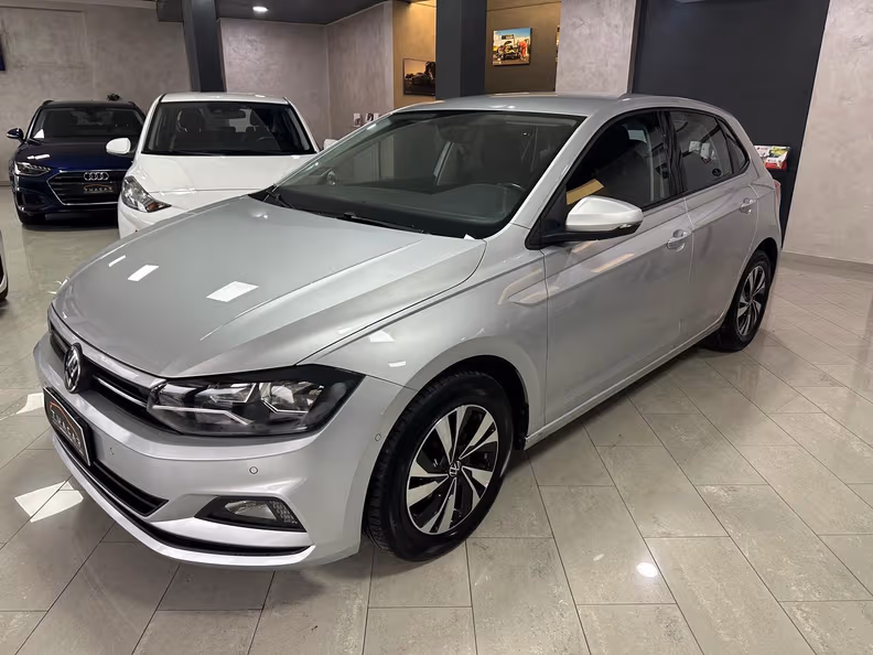 Volkswagen Polo - 1