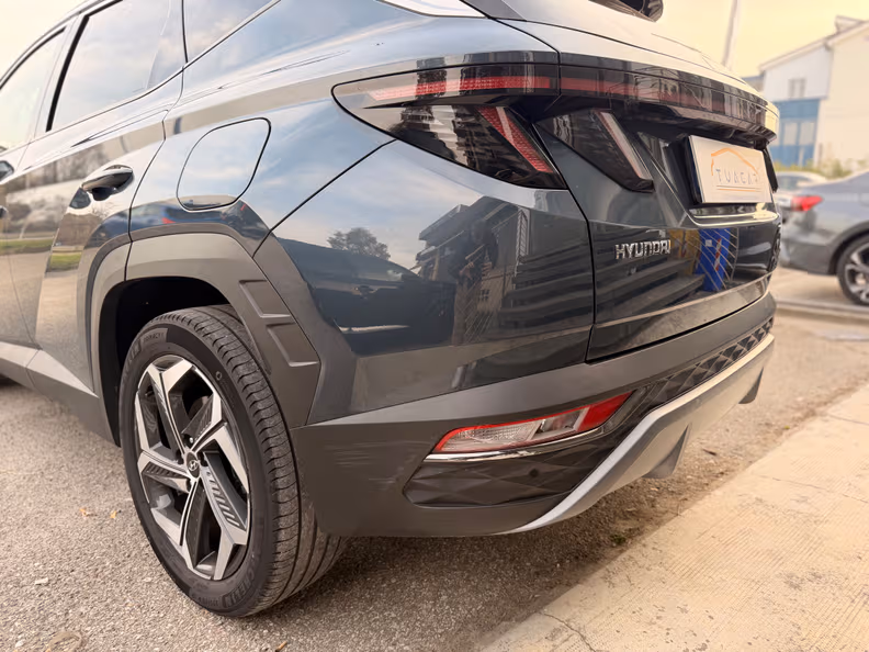 Hyundai Tucson - 10