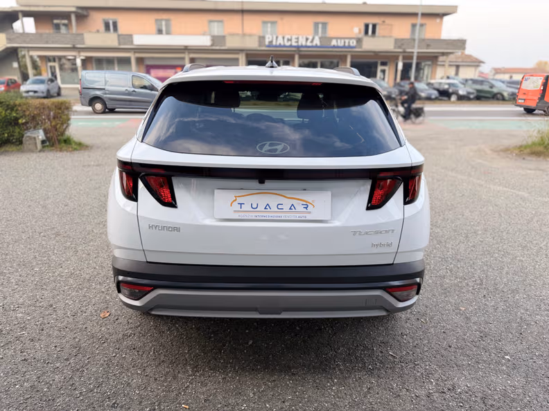 Hyundai Tucson - 4