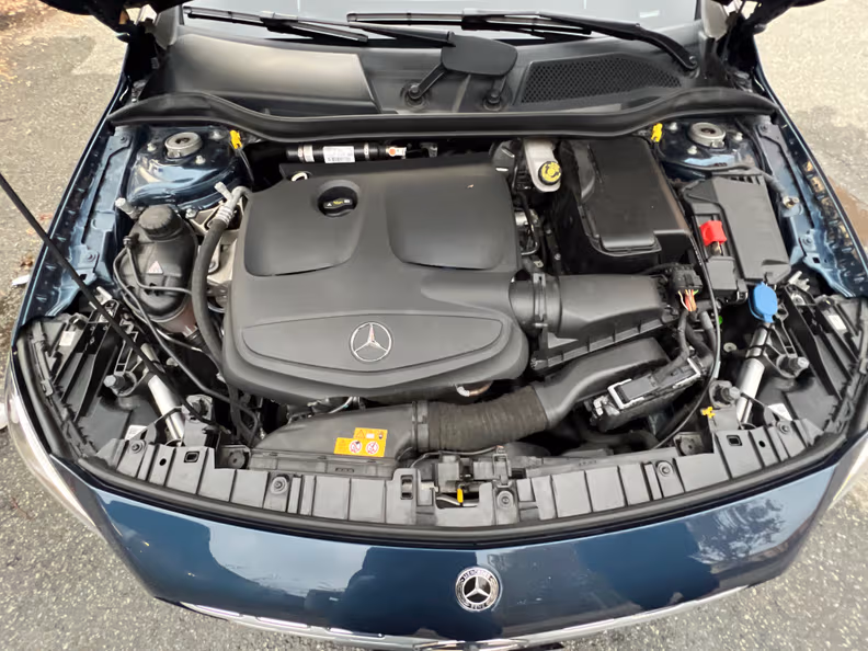 Mercedes-Benz GLA-Class - 22