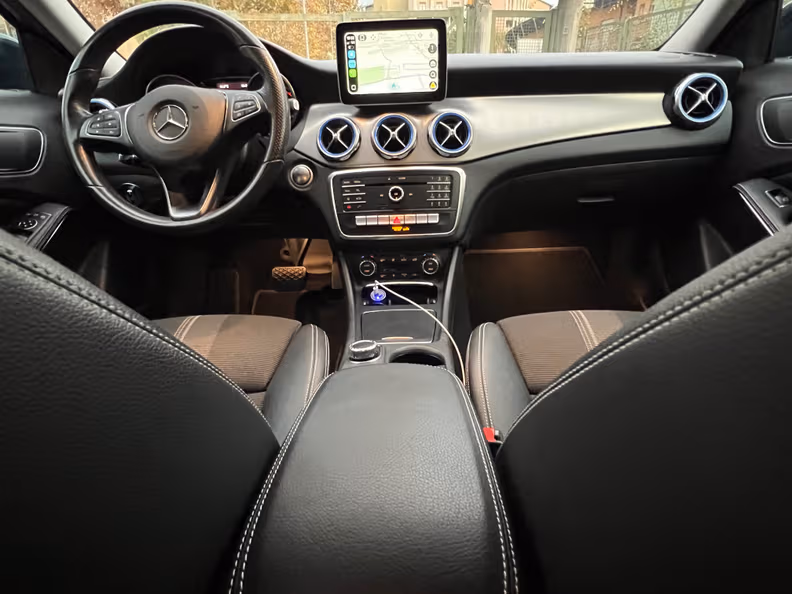 Mercedes-Benz GLA-Class - 12