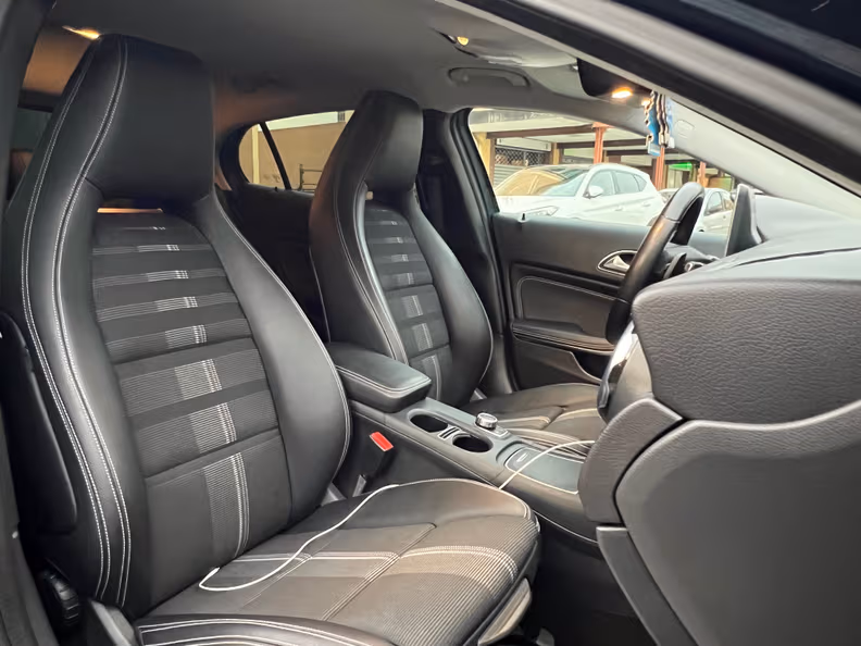 Mercedes-Benz GLA-Class - 29