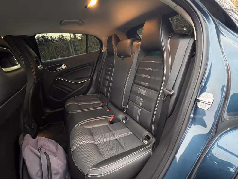 Mercedes-Benz GLA-Class - 47