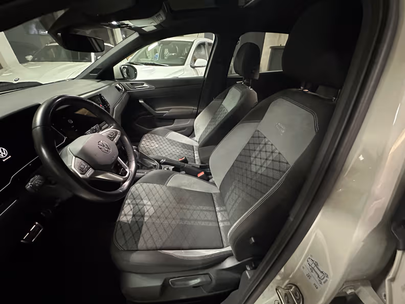 Volkswagen Taigo - 11