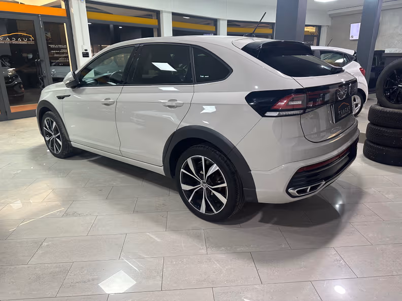 Volkswagen Taigo - 2