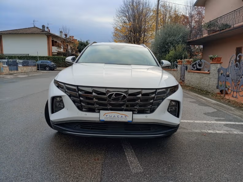Hyundai Tucson - 2