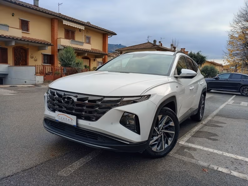 Hyundai Tucson - 1