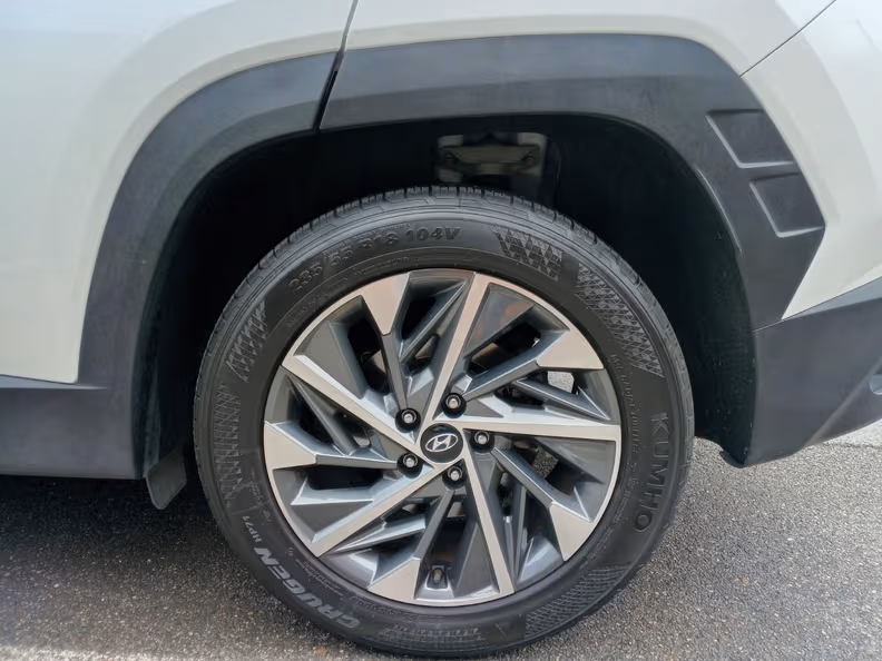 Hyundai Tucson - 49