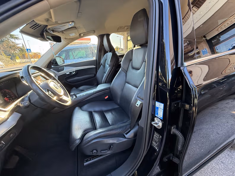 Volvo XC90 - 18