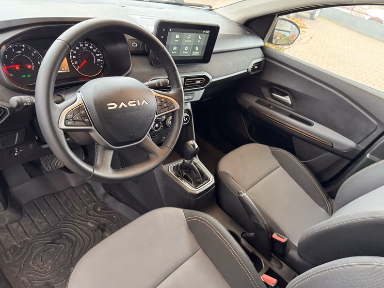 Dacia Sandero - 6