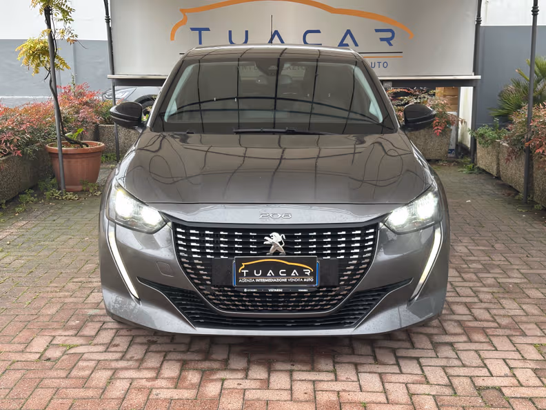 Peugeot 208 - 30