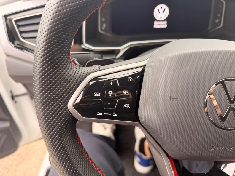 Volkswagen Polo - 15