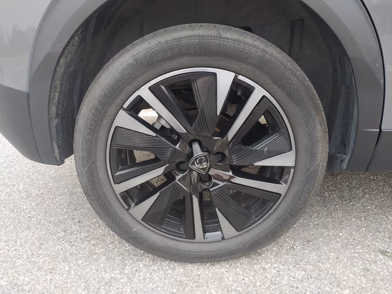 Peugeot 2008 - 24