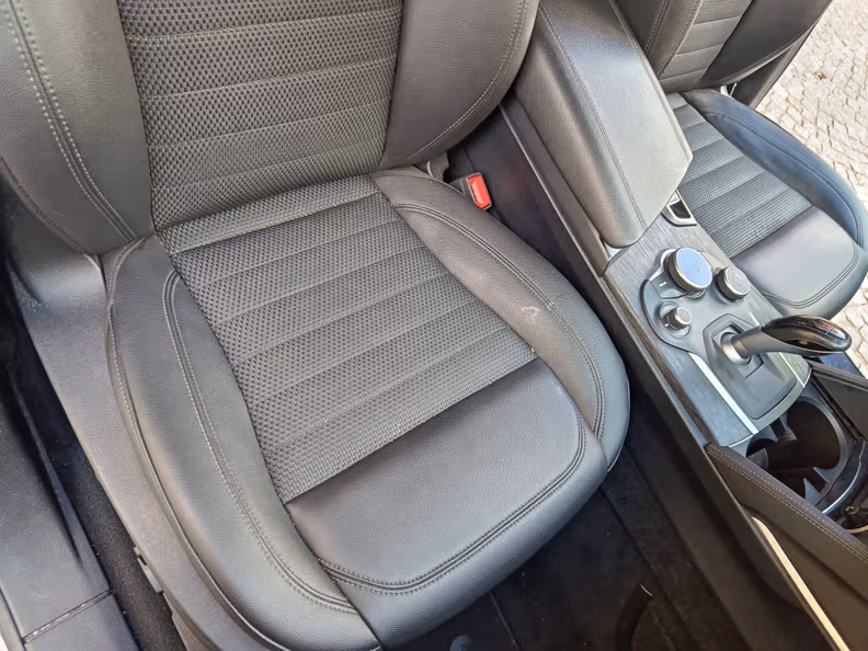 Alfa Romeo Stelvio - 21