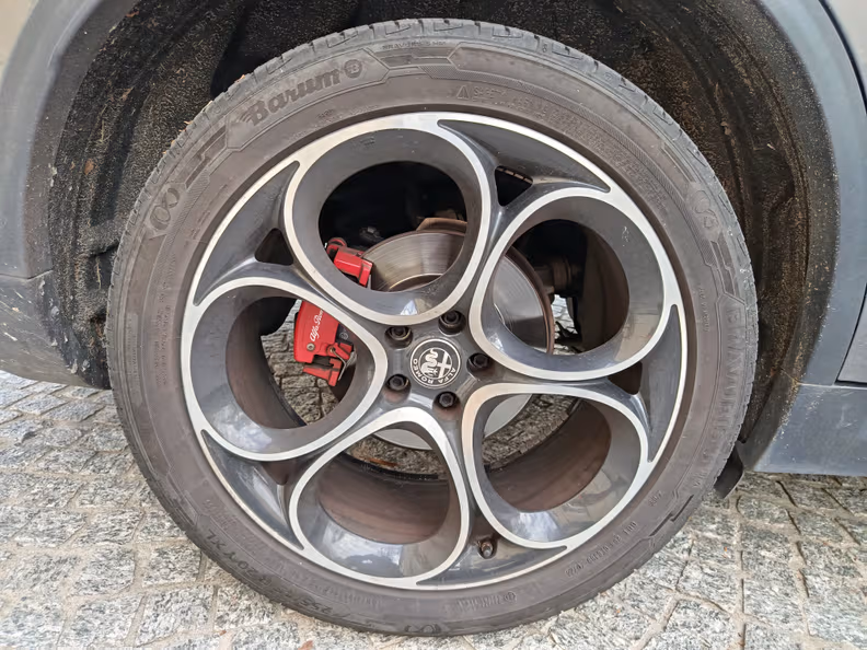 Alfa Romeo Stelvio - 43