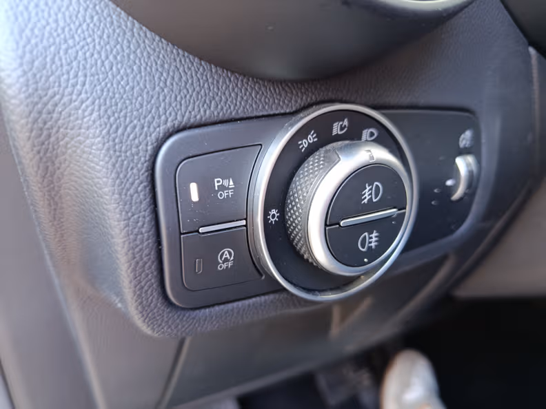 Alfa Romeo Stelvio - 17