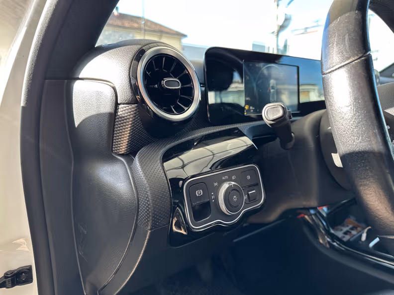 Mercedes-Benz A-Class - 18