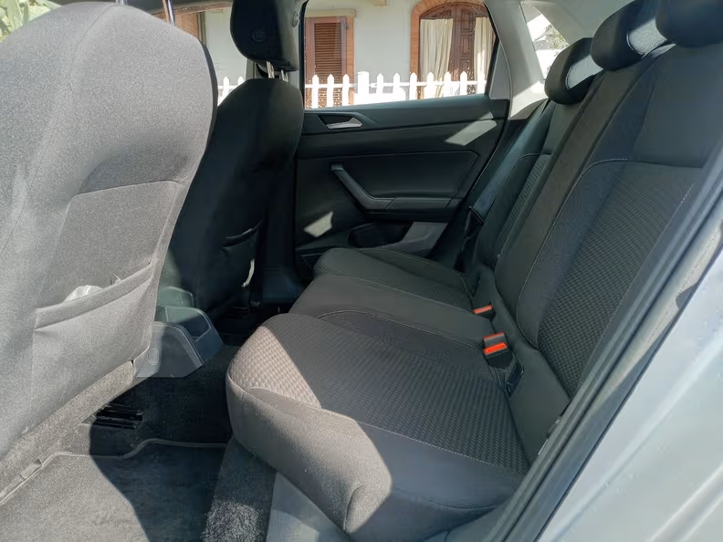 Volkswagen Polo - 22