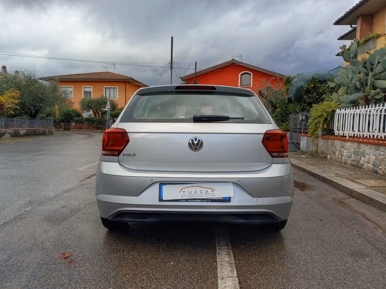 Volkswagen Polo - 5