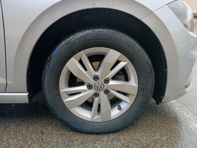 Volkswagen Polo - 38