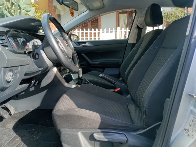 Volkswagen Polo - 19