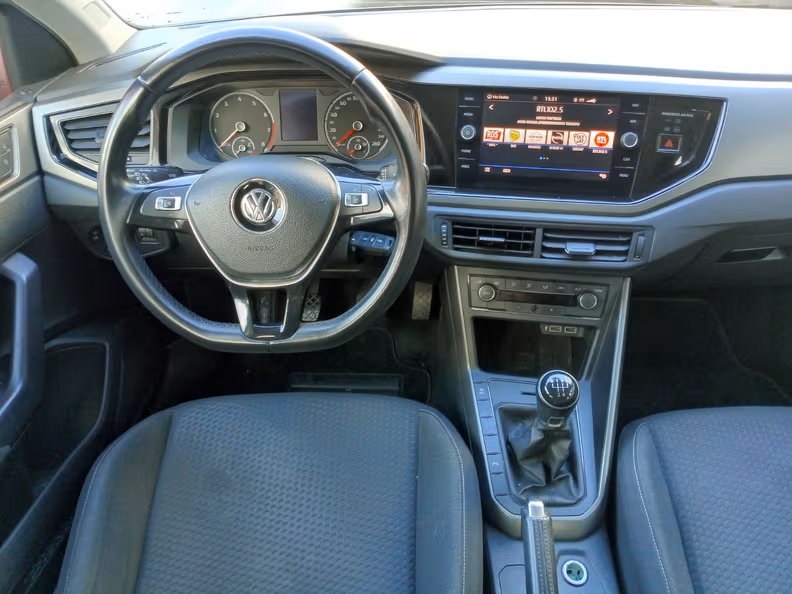 Volkswagen Polo - 10
