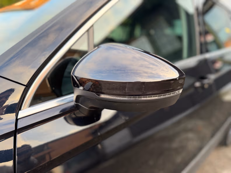 Volkswagen Tiguan - 11