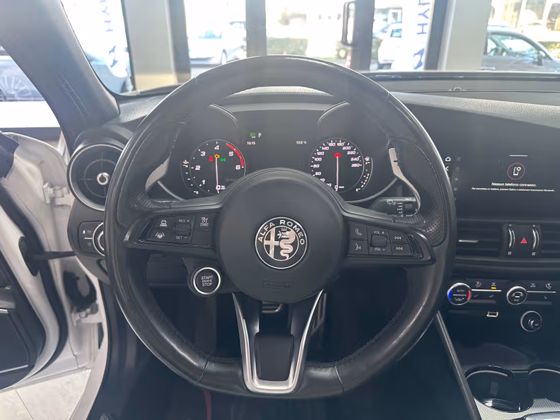 Alfa Romeo Giulia - 11