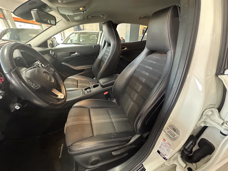 Mercedes-Benz GLA-Class - 12