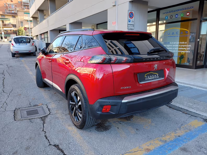 Peugeot 2008 - 5
