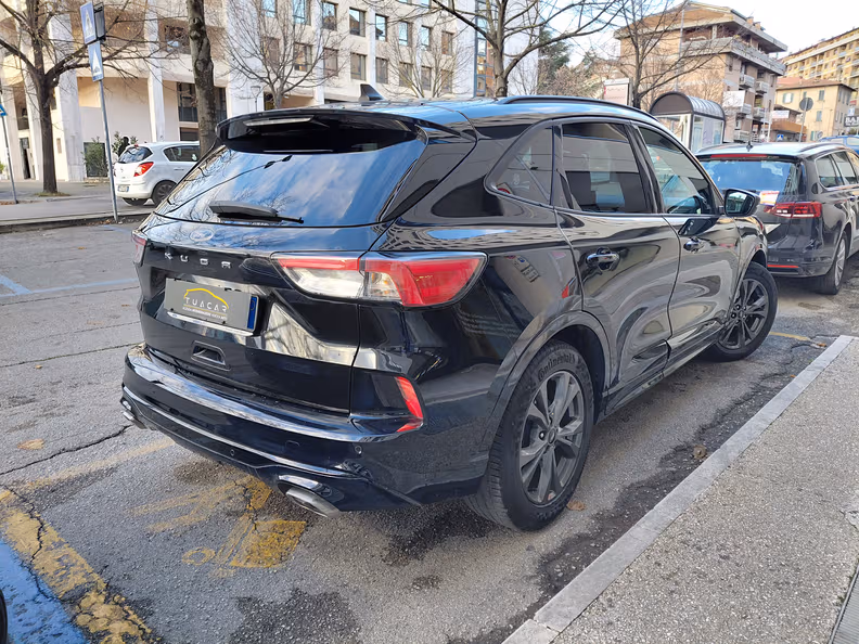 Ford Kuga - 4