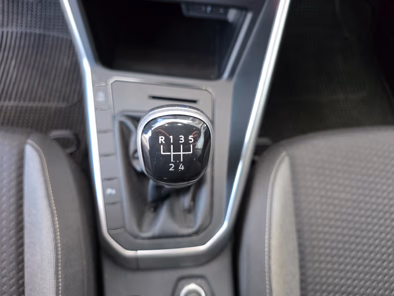 Volkswagen Taigo - 15