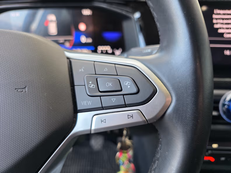 Volkswagen Taigo - 11