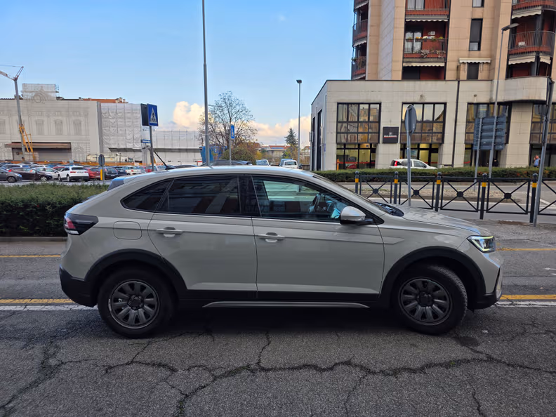 Volkswagen Taigo - 27