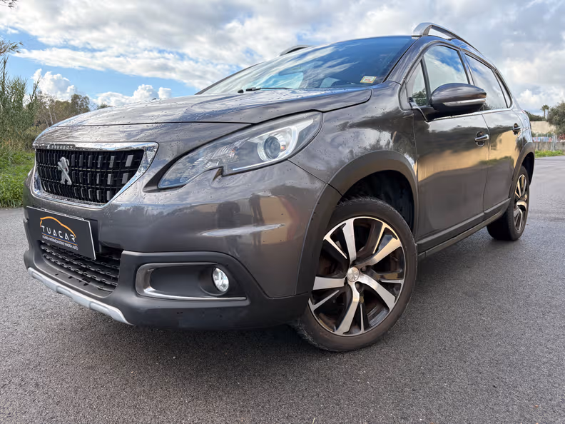 Peugeot 2008 - 11
