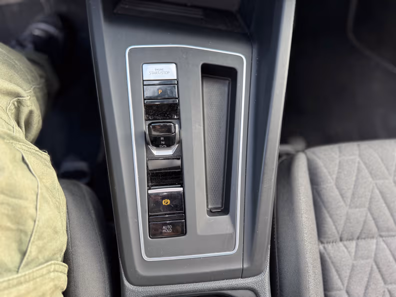 Volkswagen Golf - 27