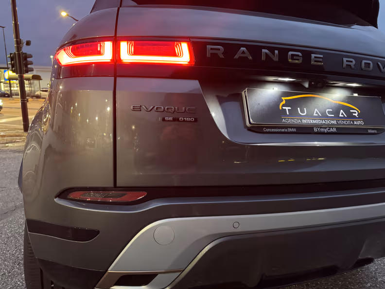 Land Rover Range Rover Evoque - 35