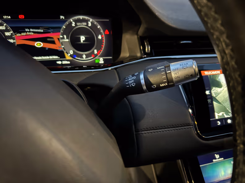 Land Rover Range Rover Evoque - 22