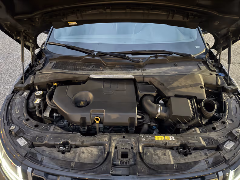 Land Rover Range Rover Evoque - 44