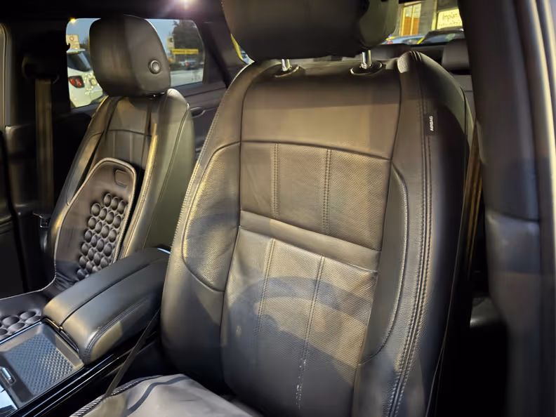 Land Rover Range Rover Evoque - 30