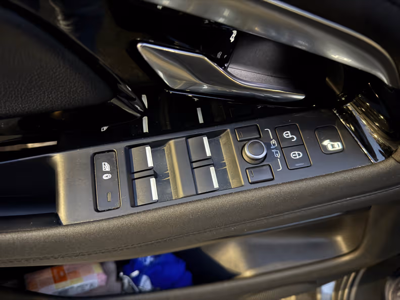 Land Rover Range Rover Evoque - 25