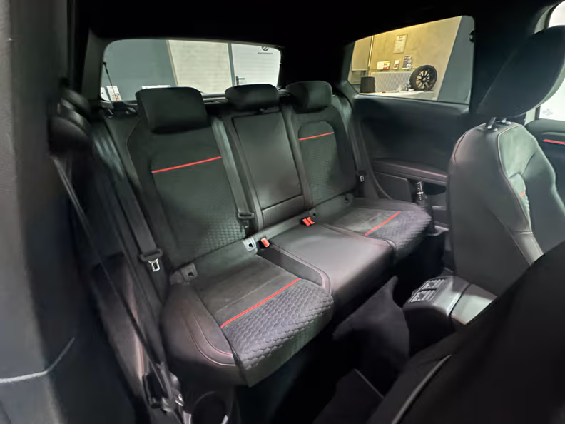 Volkswagen Golf - 15