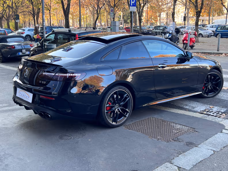 Mercedes-Benz E-Class - 5