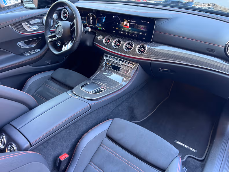 Mercedes-Benz E-Class - 11