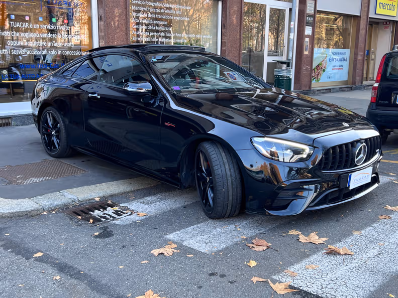 Mercedes-Benz E-Class - 4