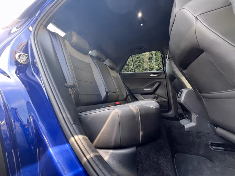 Volkswagen T-ROC - 31