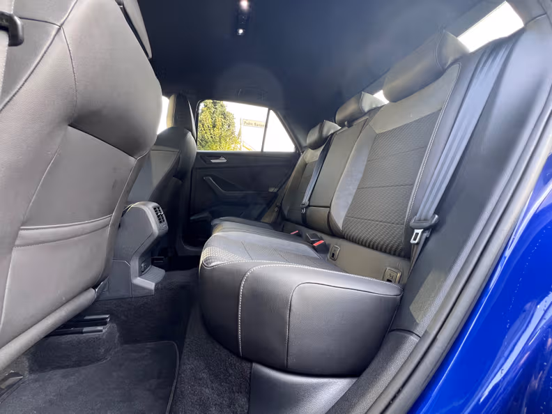 Volkswagen T-ROC - 32