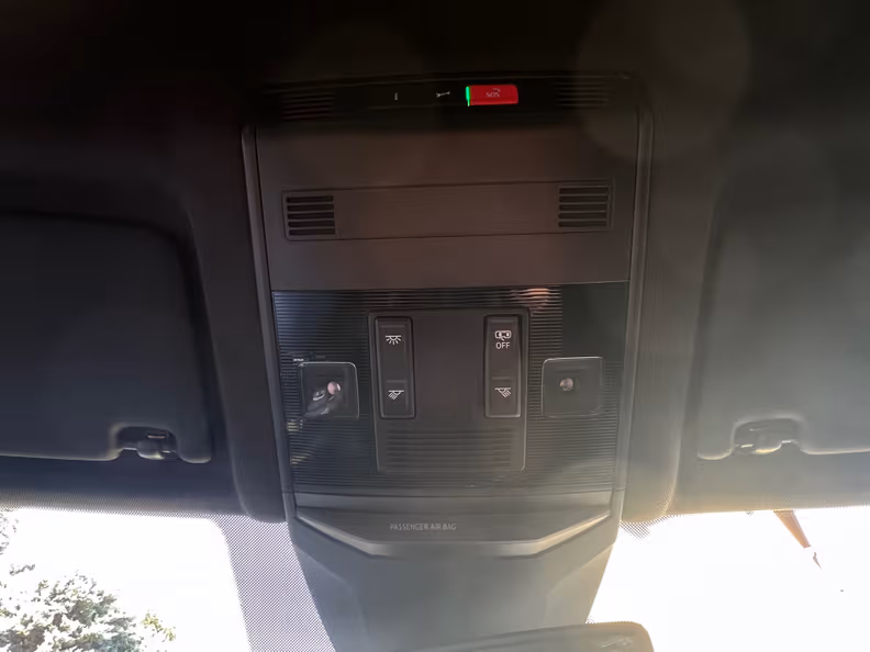 Volkswagen T-ROC - 38